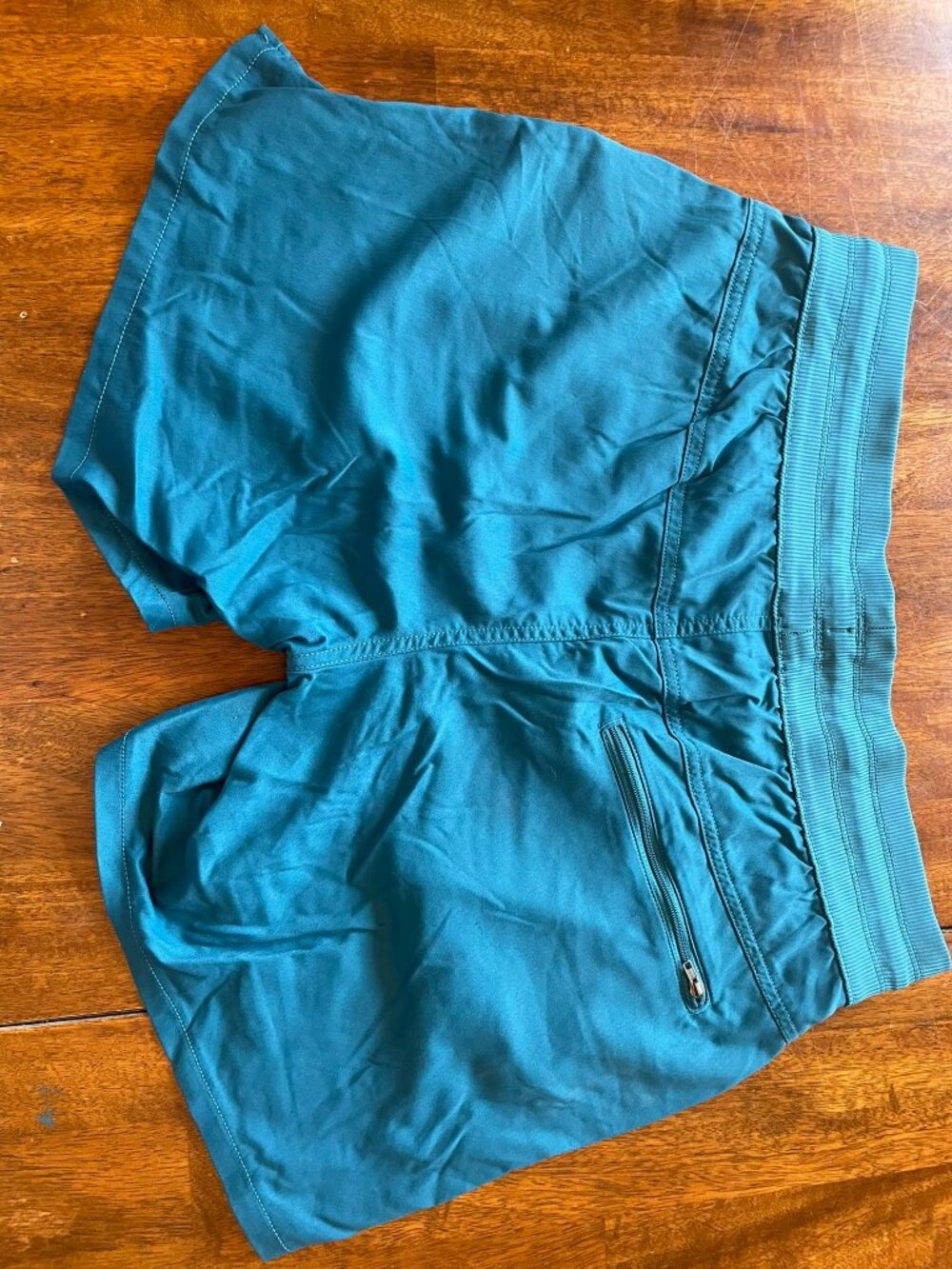 The North Face Women's Teal Shorts Size M Drawstring Zip Pocket Elastic - Picture 2 of 8